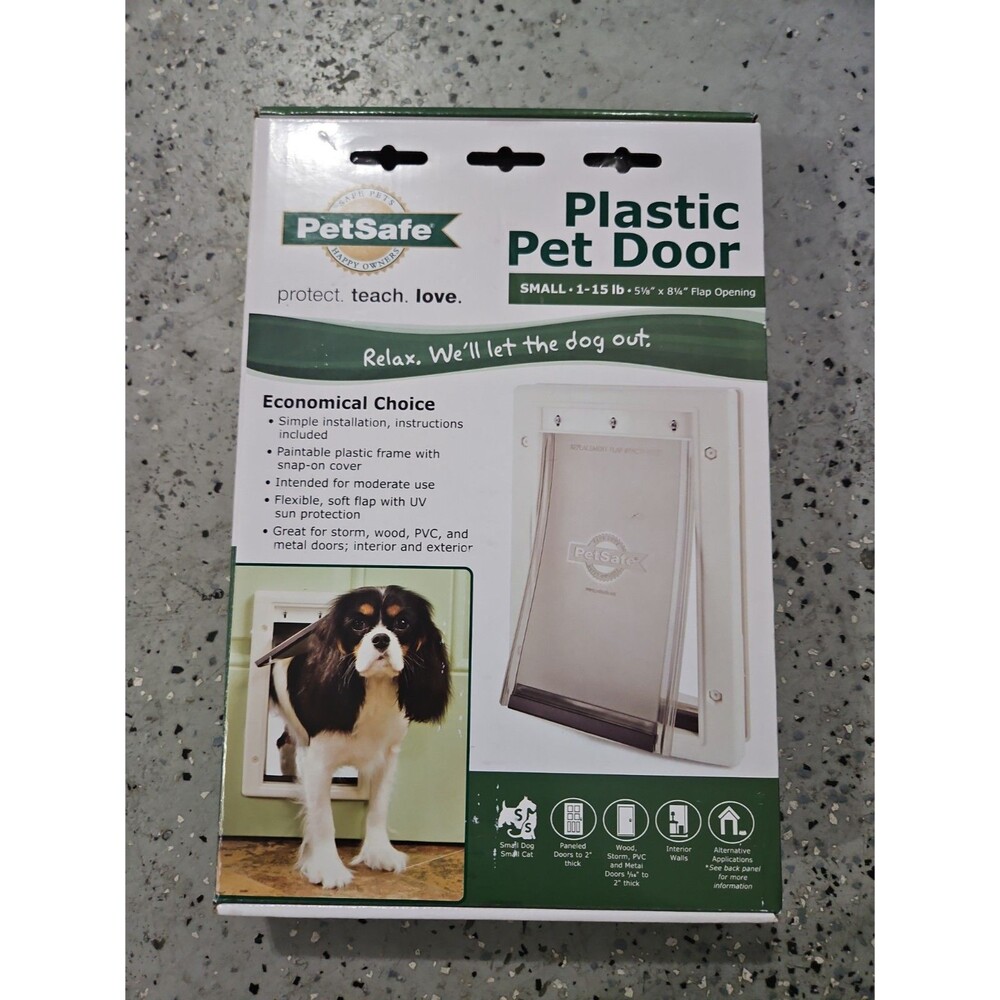 PetSafe Plastic Pet Door For Small Dogs & Cats 1-15 Lbs  #PPA00 -10958 (New)